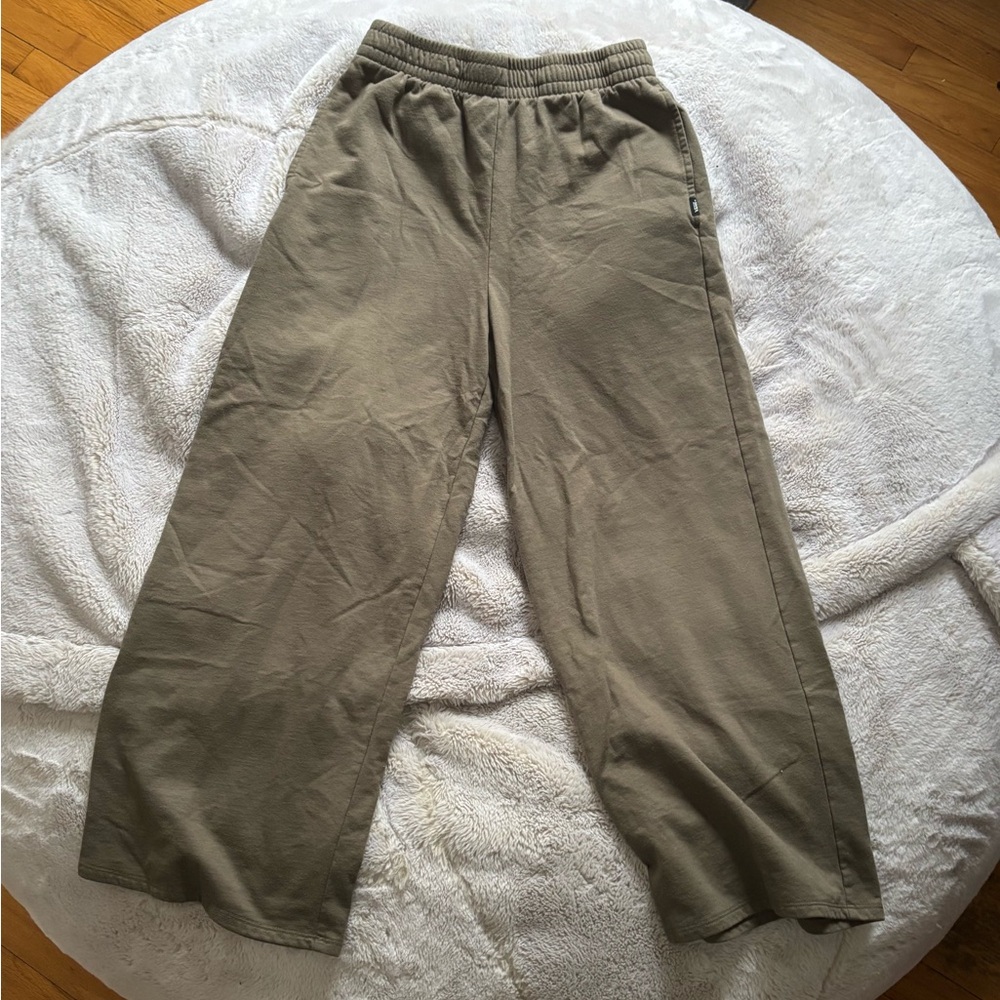 VANS Women’s Brown Wide Leg Sweatpants Small